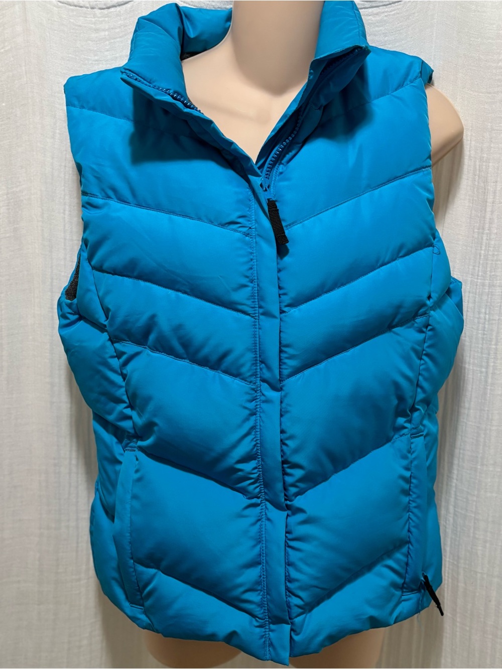 Columbia Women’s Turquoise Puffer Vest - Lightweight Insulated Vest